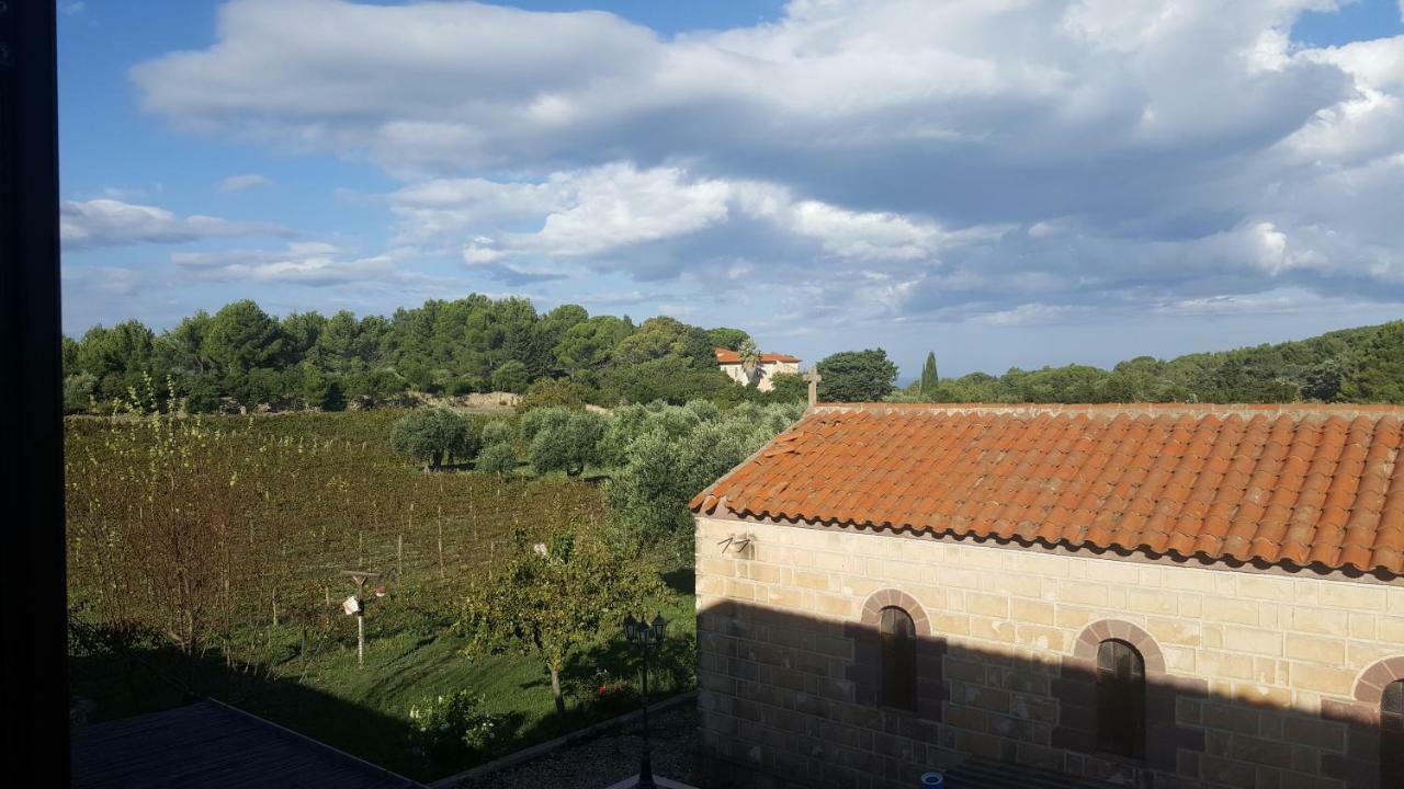 Serra E Mesu Affittacamere Magomadas 外观 照片